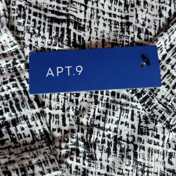 APT. 9 Black & White Soft Knit Tunic Wrap Top NWT - Picture 3 of 7